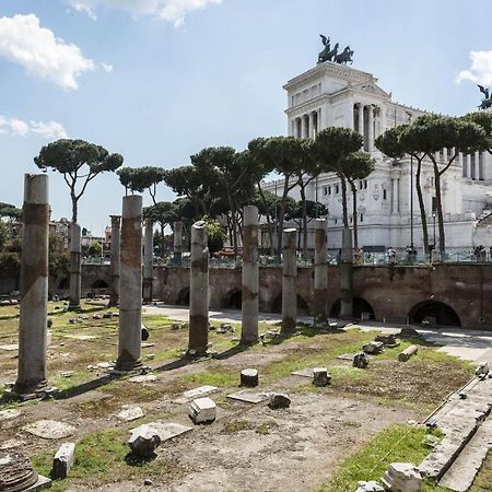 Fontana Di Trevi Luxury Nest Apartment Rome Bagian luar foto