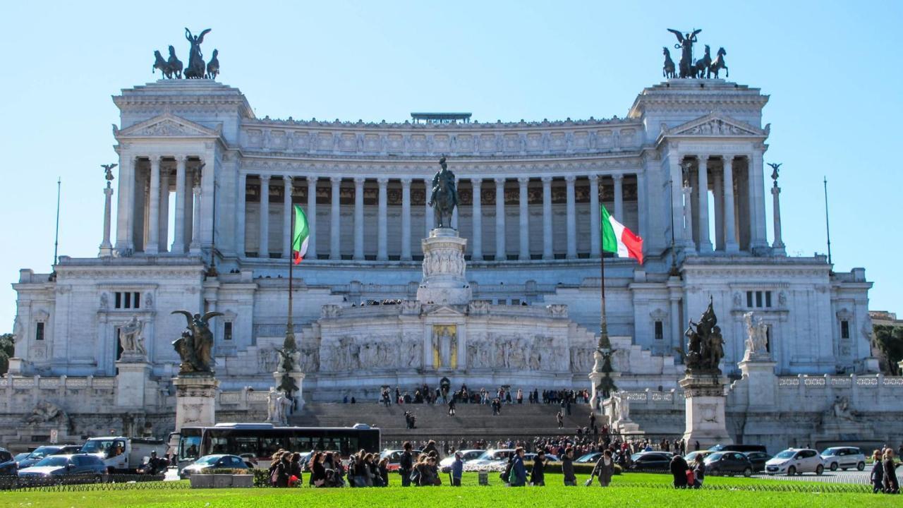 Fontana Di Trevi Luxury Nest Apartment Rome Bagian luar foto