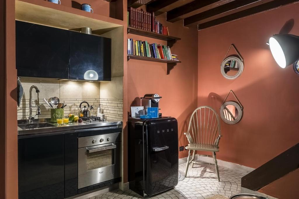 Fontana Di Trevi Luxury Nest Apartment Rome Bagian luar foto